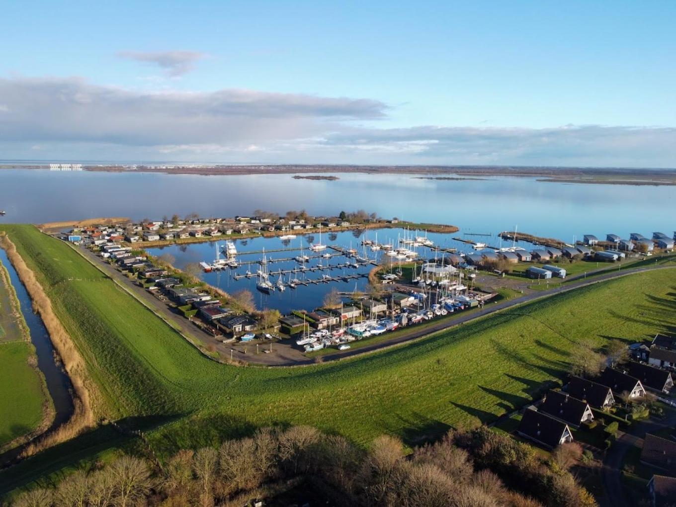 Leonie 6 Pers Holiday Home With A Large Garden Close To The Lauwersmeer Anjum ภายนอก รูปภาพ